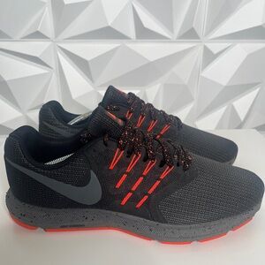 Nike Black and Orange Speckled Sneakers- Men’s 10.5